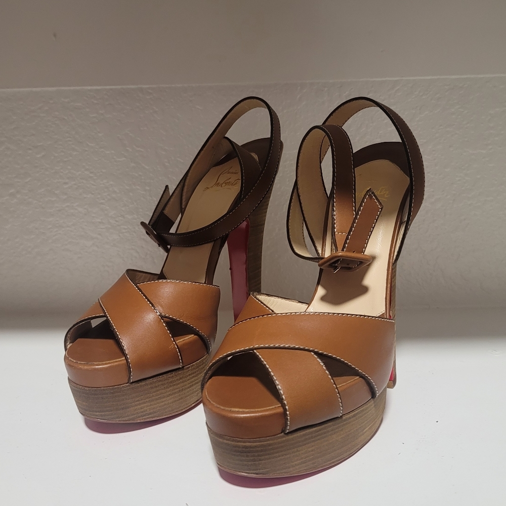 LOUBOUTIN SIZE 38 Cross Strappy Brown
